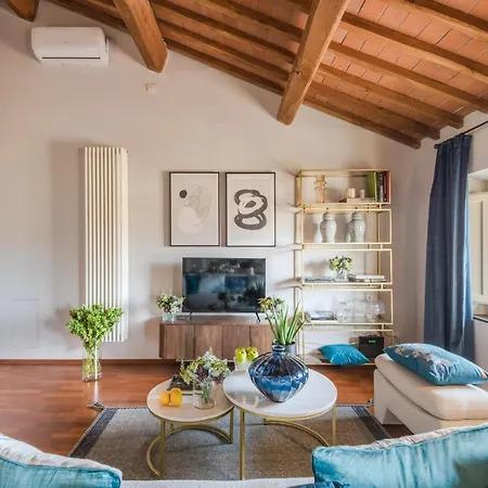 Penthouse In With Stunning Views Daire