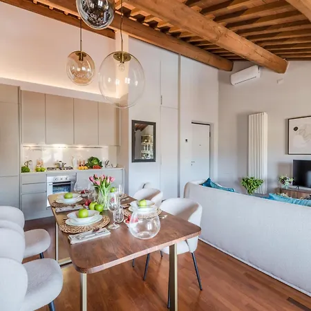 Daire Penthouse In With Stunning Views