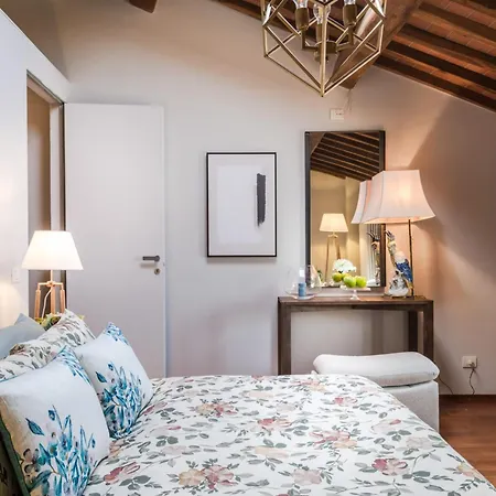 Penthouse In With Stunning Views Lucca
